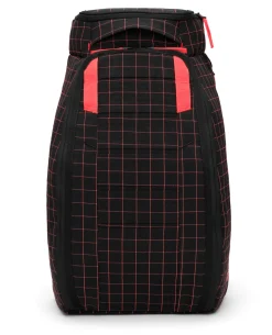 D_b_ Hugger Backpack 30L - Coral Flash